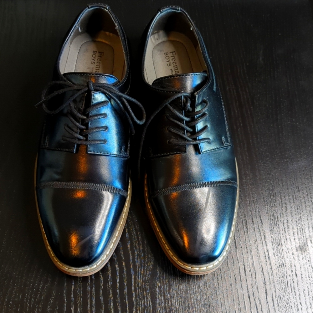 Boys dress shoes